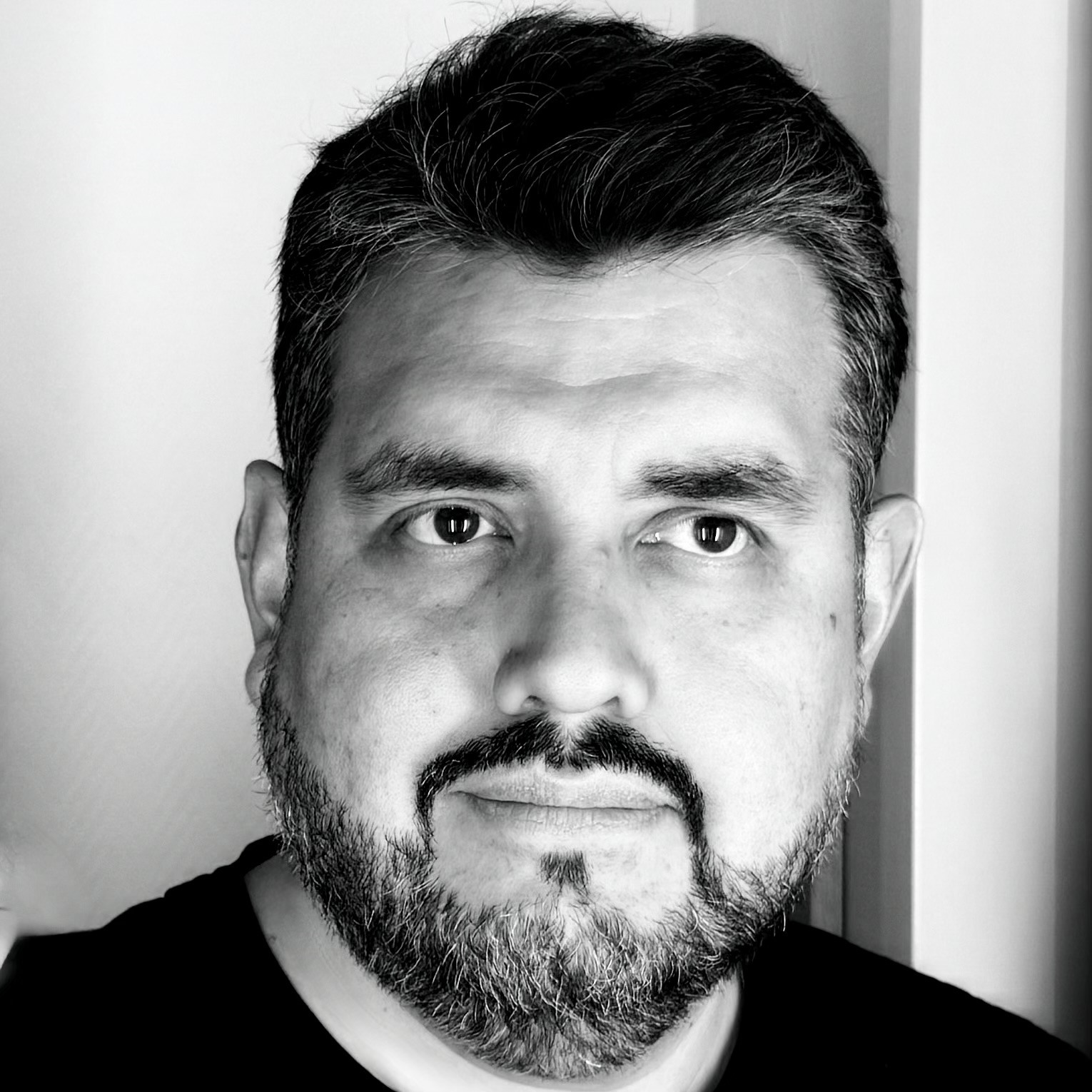 Oscar Bernal