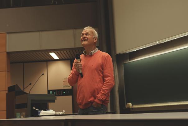 Intervention de Serge Van Brakel en Faculté de droit