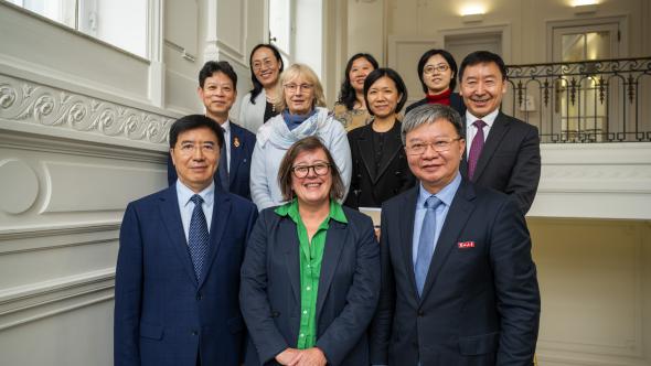 Photo of the members of the CAHE delegation with A. Castiaux, C. Michiels and B-L Su.