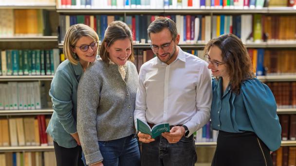 autrices et auteur de "ChatGPT est-il un hors-la-loi ?"