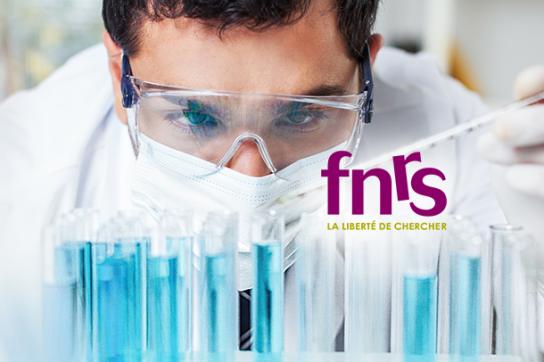 Chercheur et logo FNRS